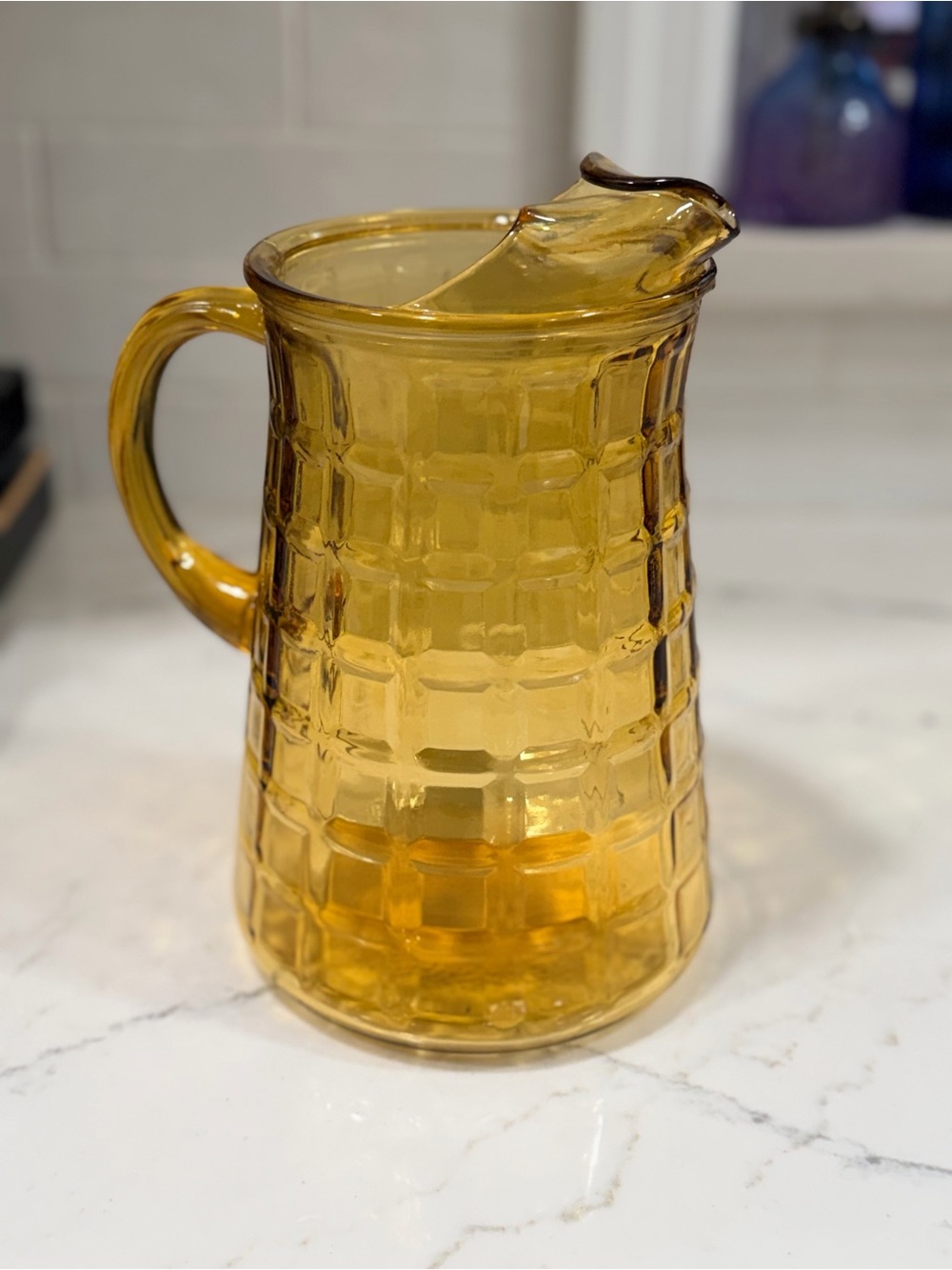 Libbey Amber Glass Serving Pitcher with Textured Check Pattern
